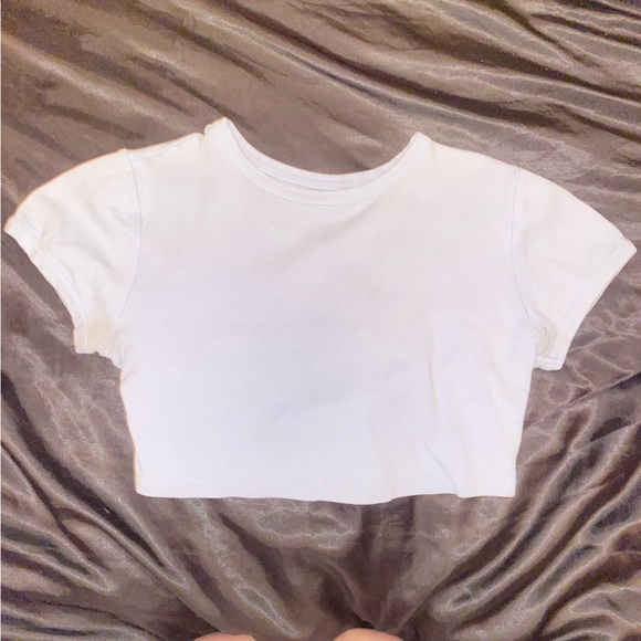 ✨2for22$ Cropped baby tee - Picture 6 of 7